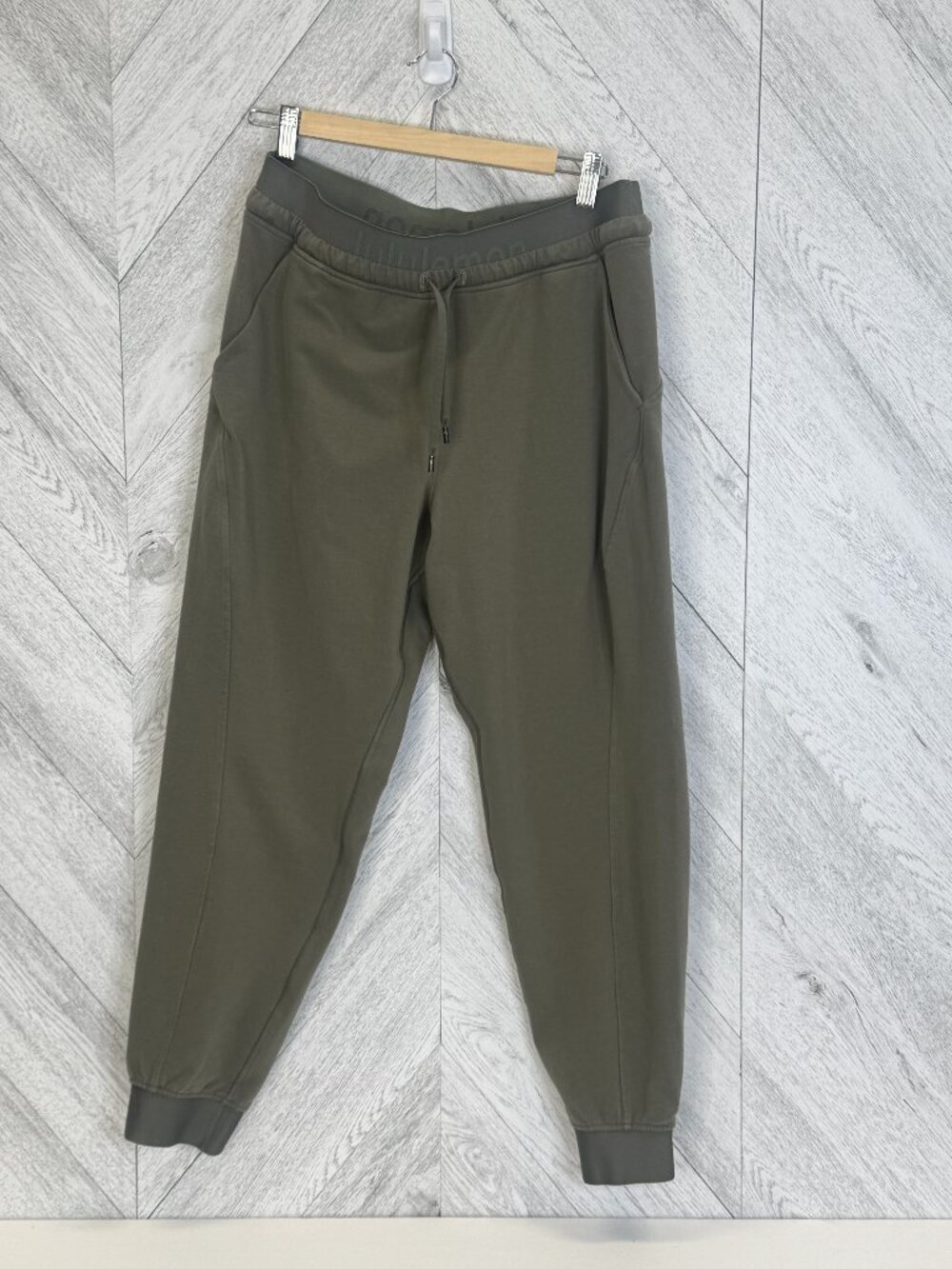 Lululemon Woman Olive Jogger Pants High Rise Size 10
